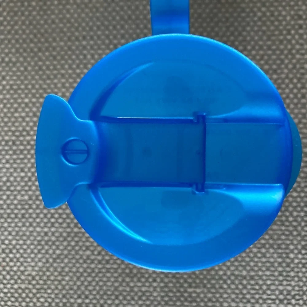 NWOT Cabana Bay Universal tumbler with a lid use for hot or cold drinks.